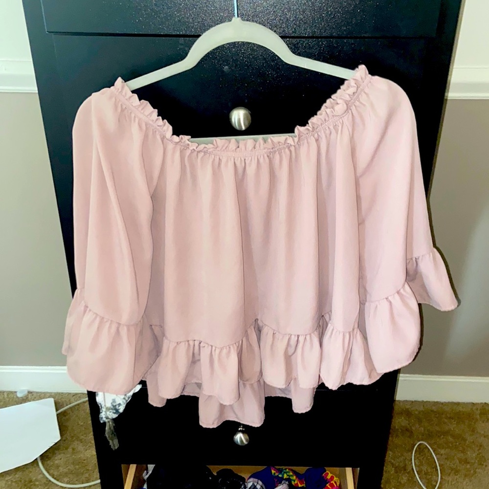 Abbeline Size X-Small Blush Off the Shoulder Top